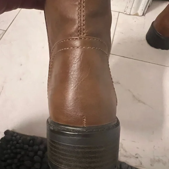 Sz 8w Brown Lace-Up Ankle Boots by Universal Thread - Picture 5 of 6